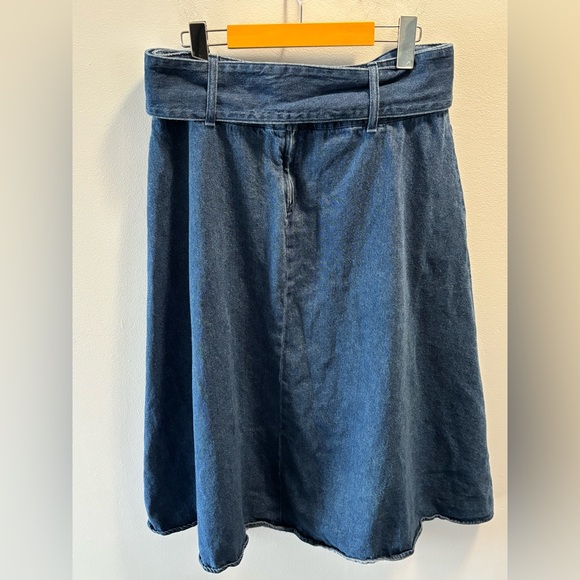 Who What Wear A-Line Blue Denim Skirt Size 10 Removable Belt Pockets Back Zipper - Picture 2 of 9